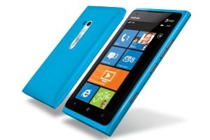 Nokia Lumia 900 tulee myyntiin Yhdysvalloissa polkuhinnoin