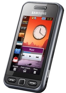 Samsungin t�hti: yli viisi miljoonaa S5230-kosketuspuhelinta jo myyty