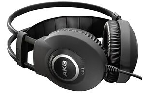 AKG K 512