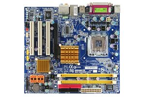 Gigabyte GA-945GME-DS2