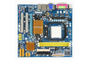 Gigabyte GA-MA74GM-S2