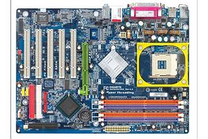 Gigabyte GA-8IPE1000