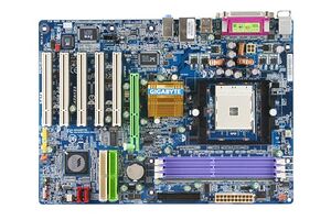 Gigabyte GA-K8VT800-RH